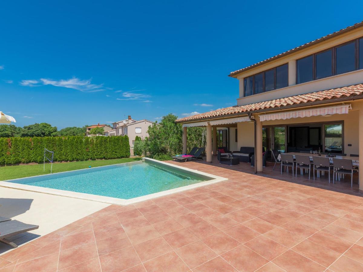 Holiday Home Andrea - Pul463 By Interhome Šišan Bagian luar foto