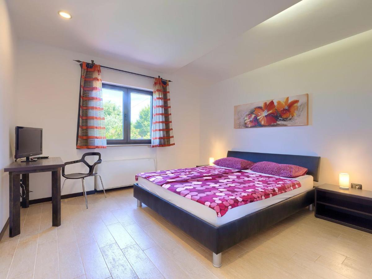 Holiday Home Andrea - Pul463 By Interhome Šišan Bagian luar foto