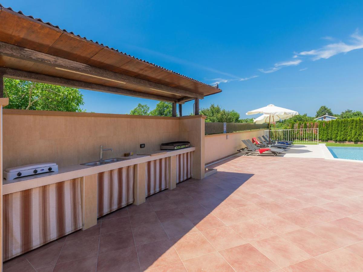 Holiday Home Andrea - Pul463 By Interhome Šišan Bagian luar foto